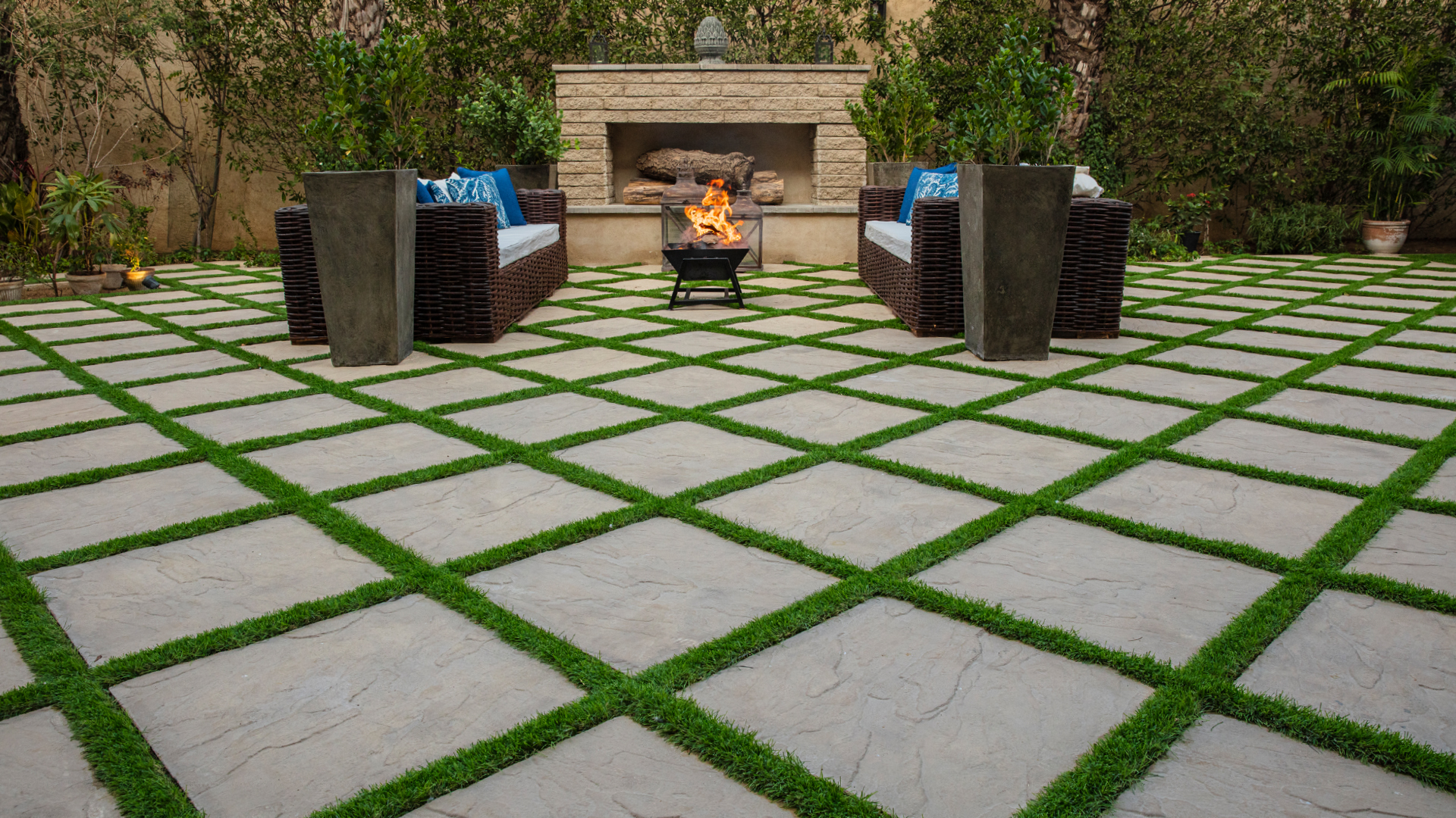 Decorative Flagstone Paving